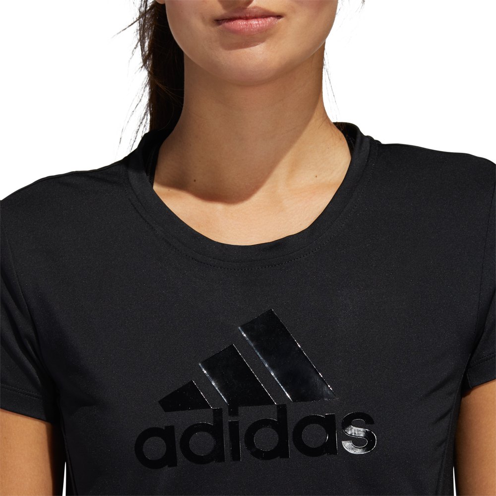 adidas T-shirt à manches courtes Glam On Badge Of Sport