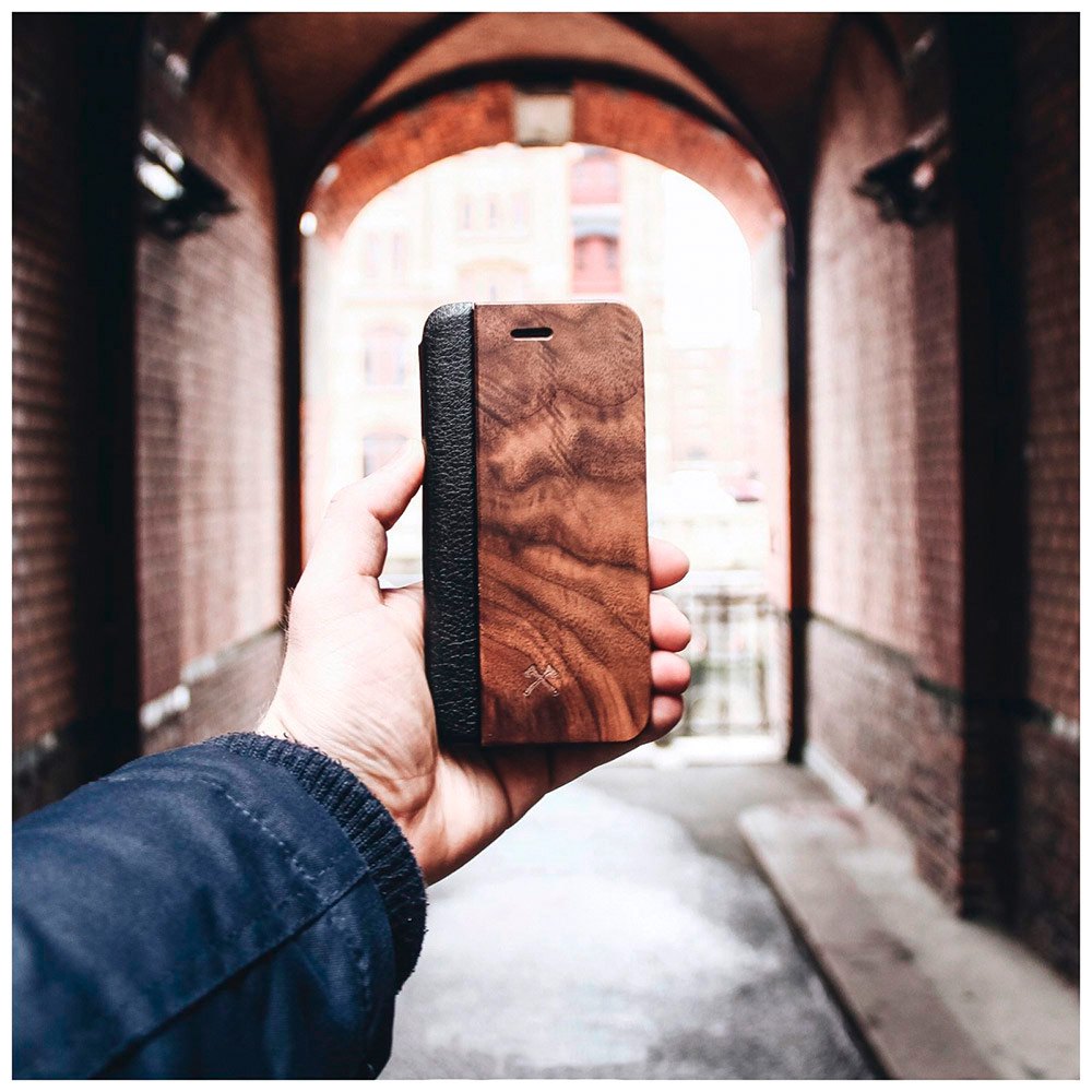 Woodcessories EcoFlip Business iPhone 5/5s/SE Leather