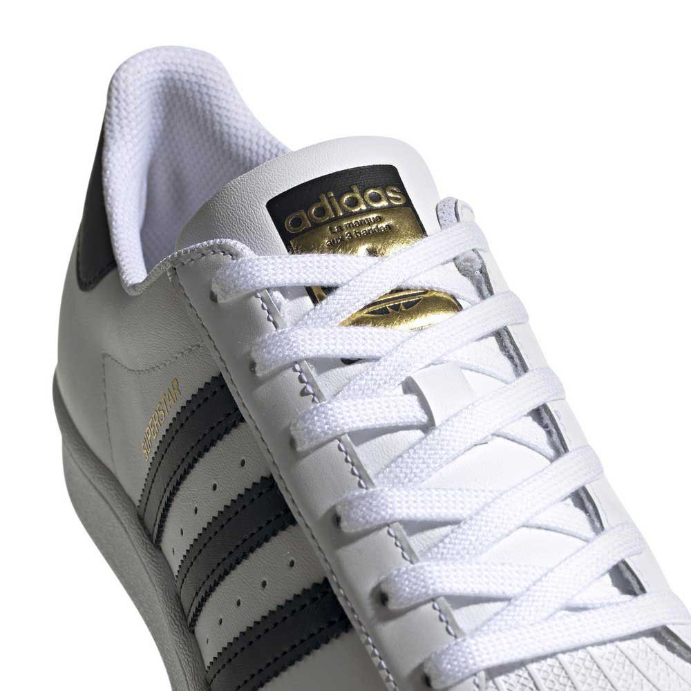 Adidas Sneakers met veters lichtgrijs atletische stijl Schoenen Sneakers Sneakers met veters 