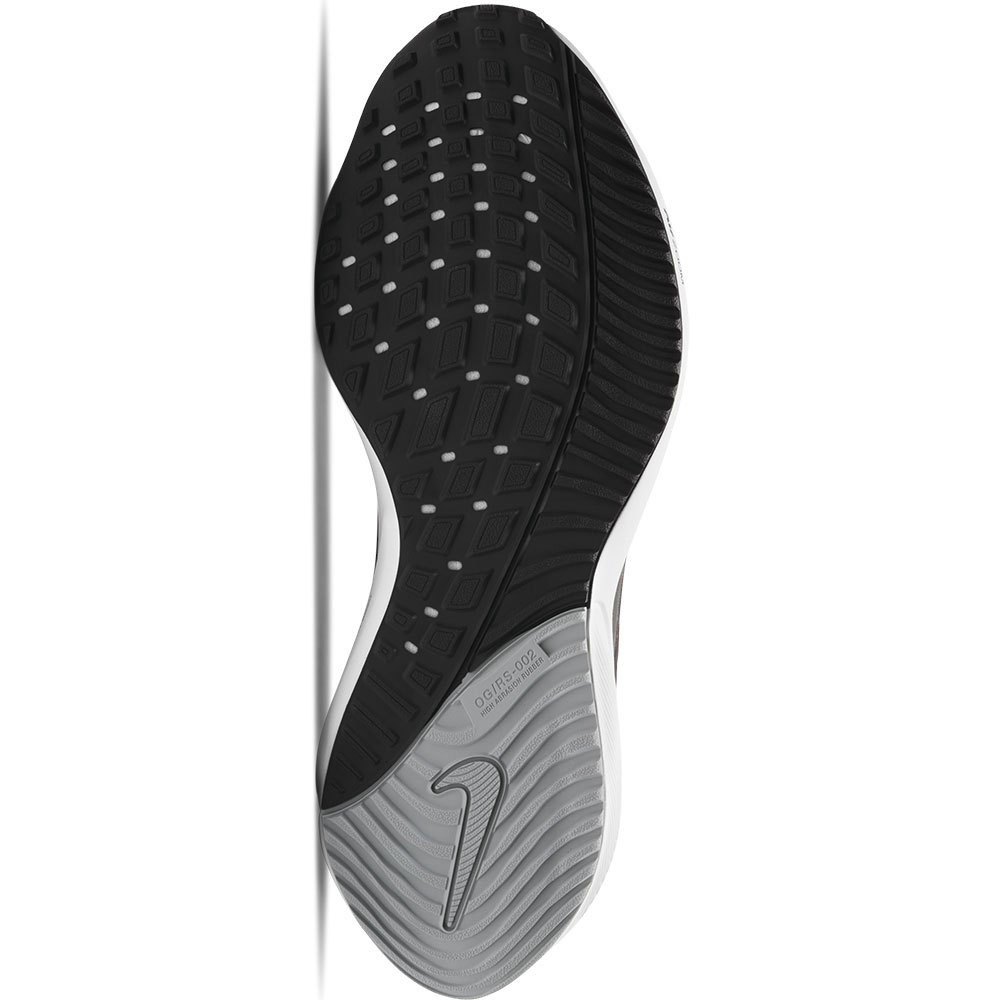 Nike Air Zoom Vomero 15 hardloopschoenen