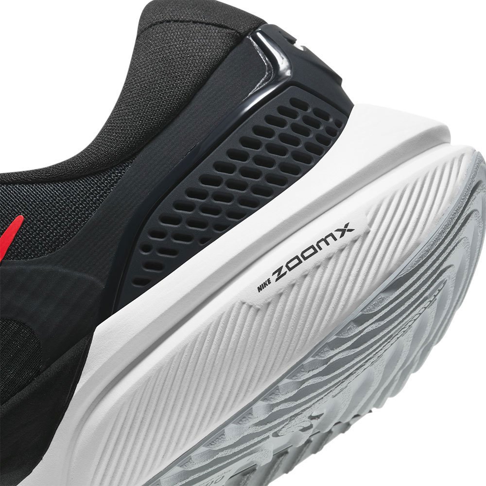 Nike Air Zoom Vomero 15 löparskor