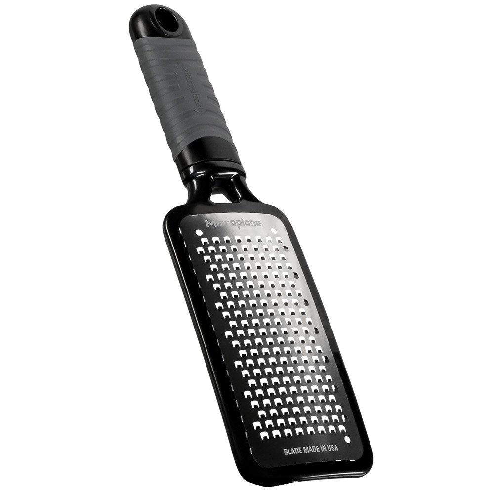 microplane-home-coarse-cheese-grater