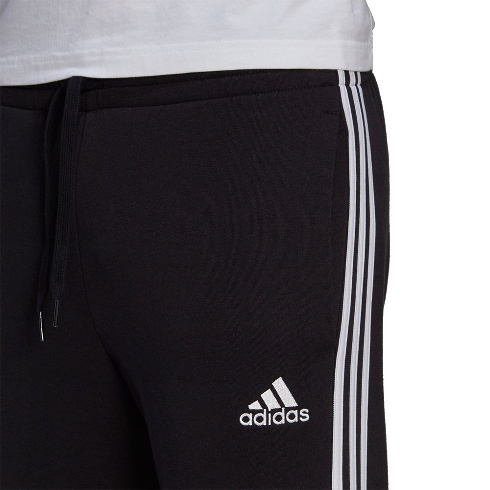 adidas Sportswear Essentials Fleece Fitted 3-Stripes Hose