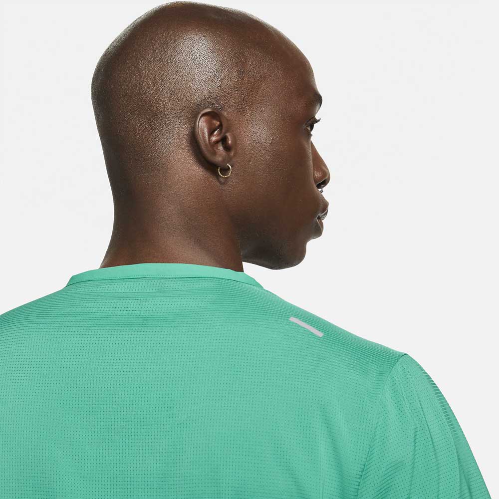 Nike Rise 365 Run Division Short Sleeve T-Shirt