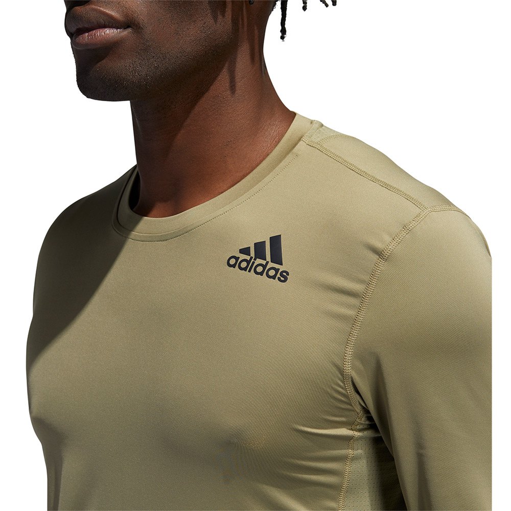 adidas T-shirt à Manches Longues Tech-Fit FT 3 Stripes