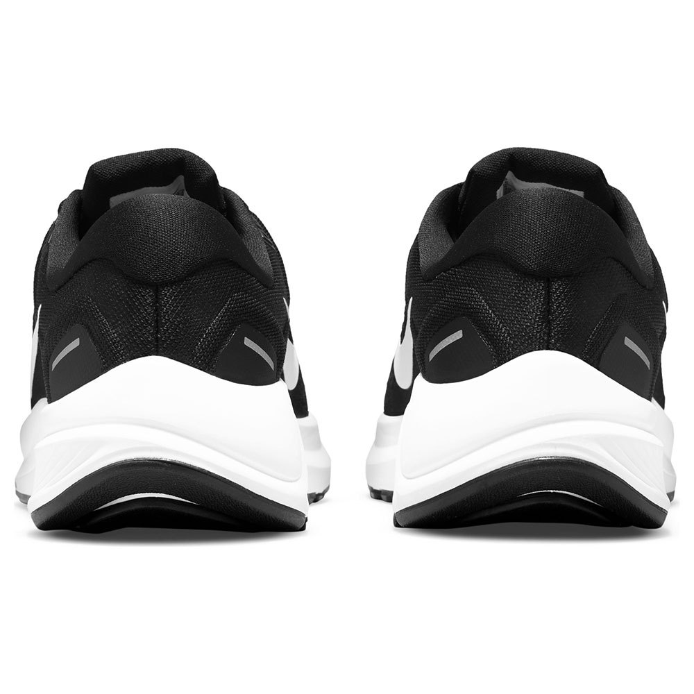 Nike Air Zoom Structure 24 running shoes