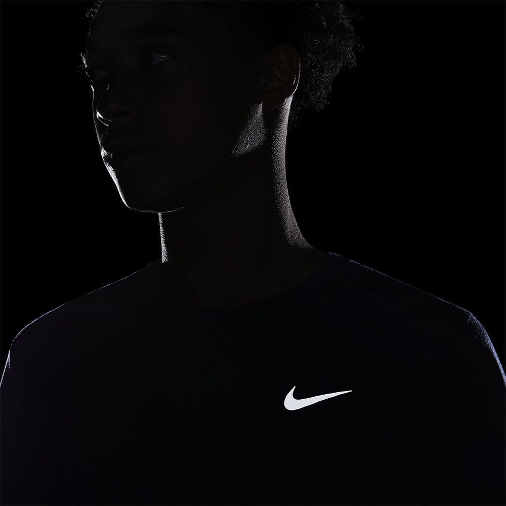 Nike Dri Fit Run Division Miler T-shirt med korta ärmar