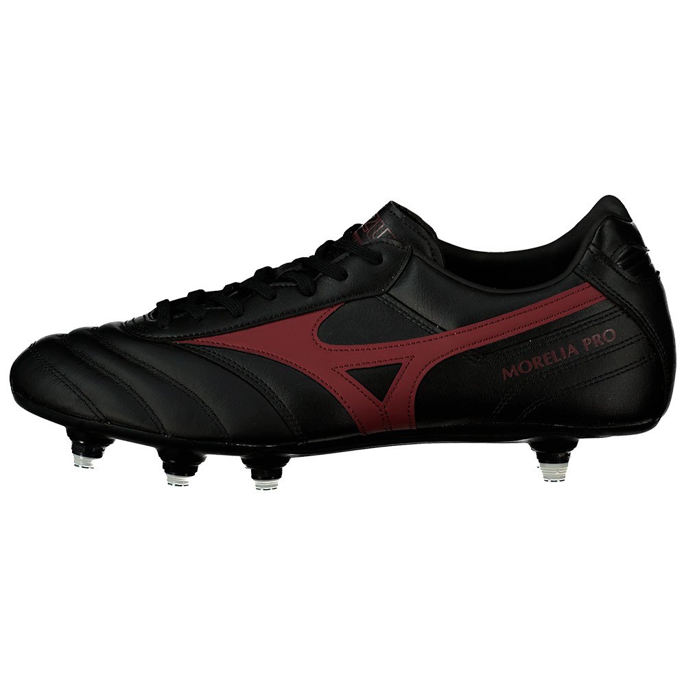 Studs made of aluminium and leather upper Morelia II football boots Yes 