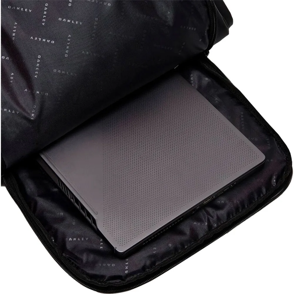 Oakley Futura Commuter Backpack 27L Black Dressinn
