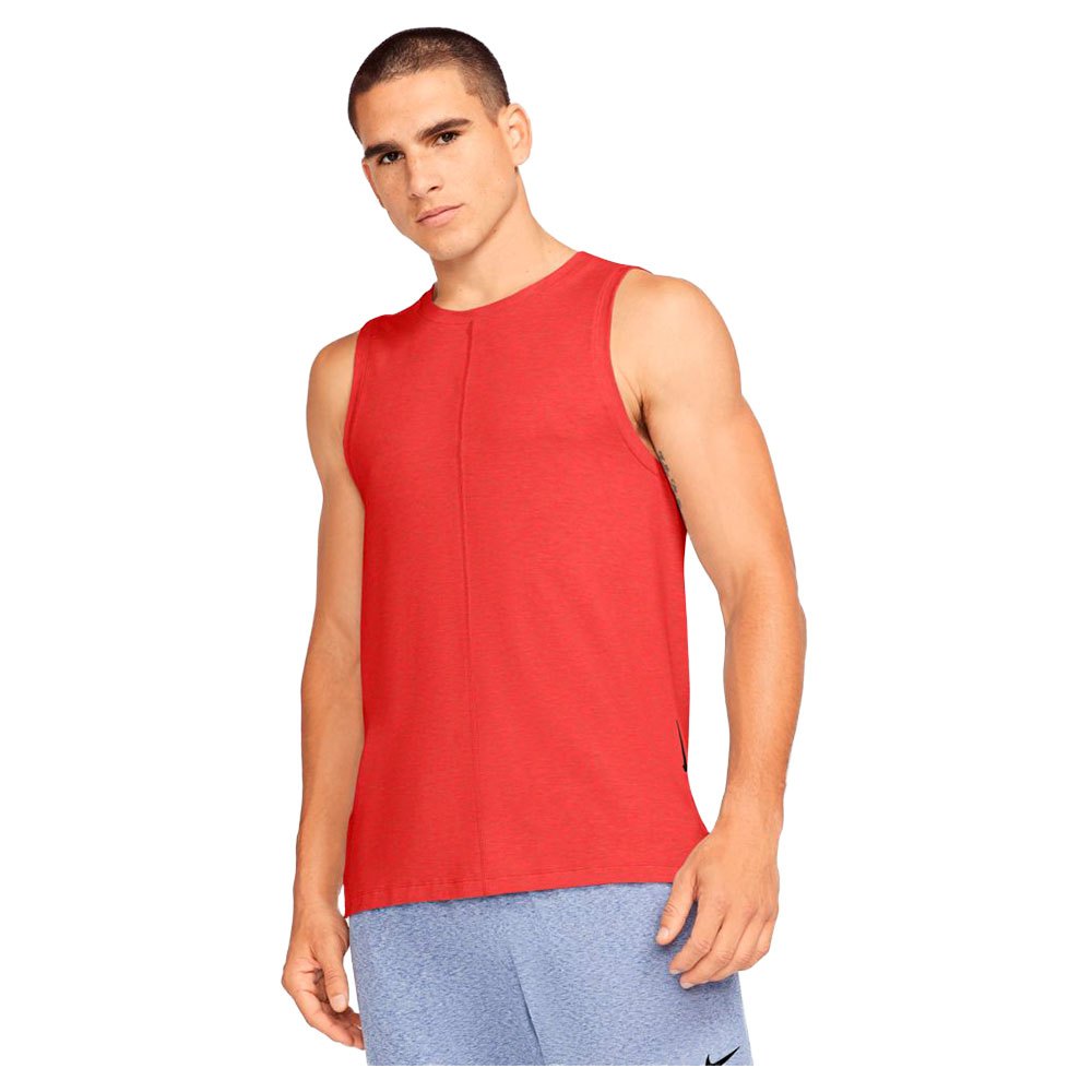 nike-yoga-ermelos-t-skjorte