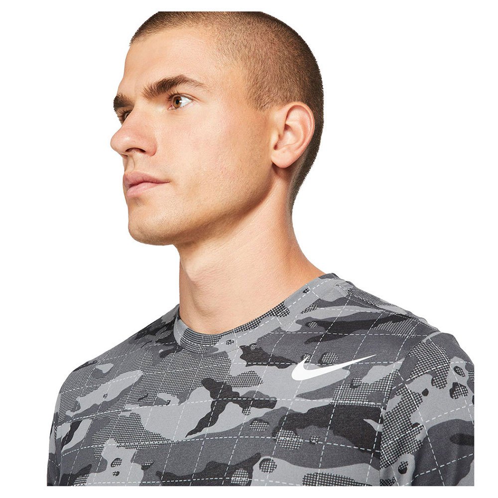 Nike Dri Fit Camo T-shirt met korte mouwen