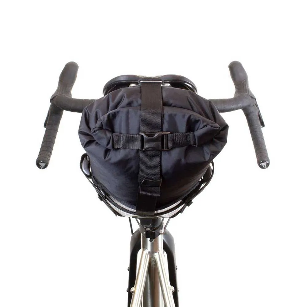 Restrap サドルバッグ 7L, 黒 | Bikeinn