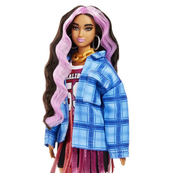 Barbie Med Basketballtrøye Og Hundelekedukke Extra