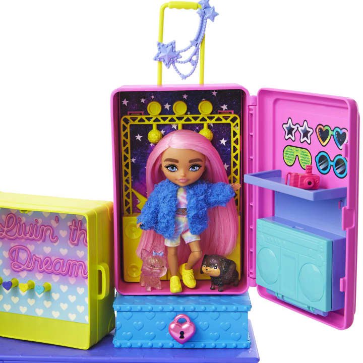 Mattel HDY91 Barbie Extra Set de juego para mascotas y para Barbie Extra Mini con accesorios de fiesta de juguete 