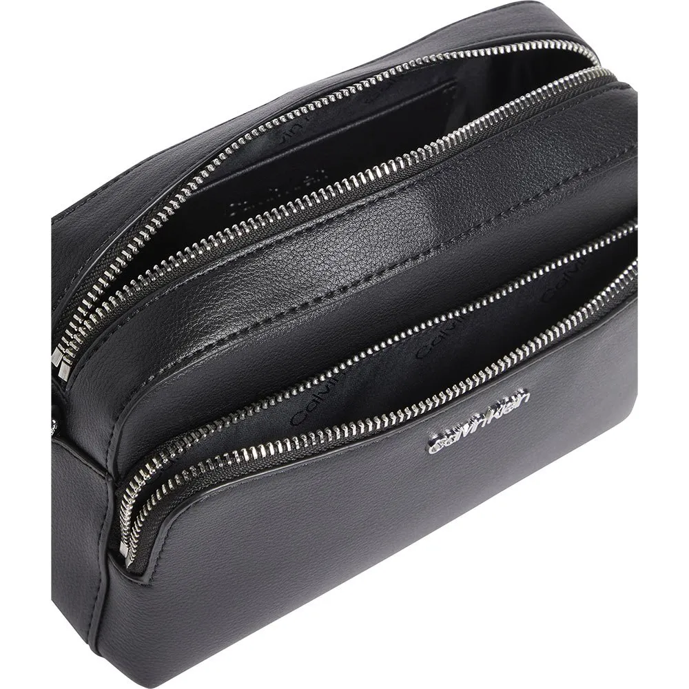 Calvin klein Must Camera Bag Crossbody Black Dressinn