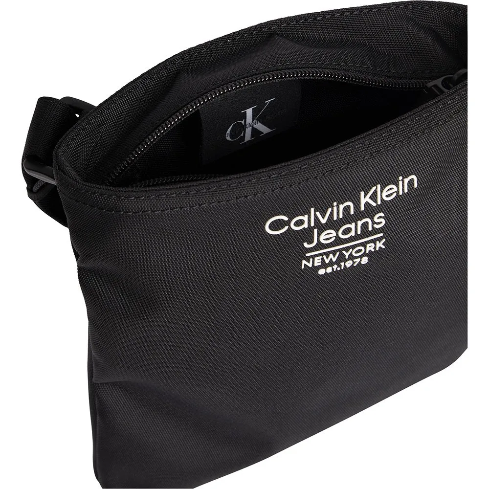 Calvin klein Sport Essentials 18 Est Bag Black Dressinn