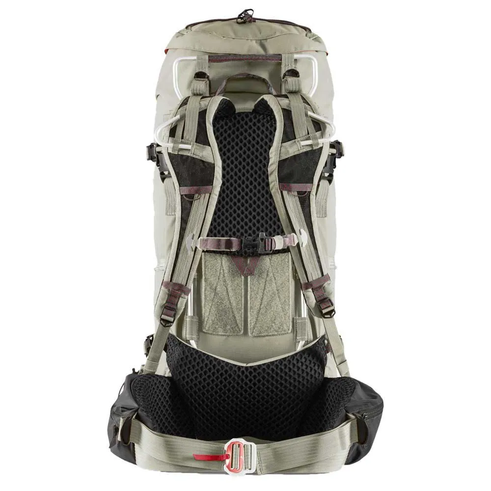 Klättermusen Bergelmer backpack 40L Beige | Trekkinn
