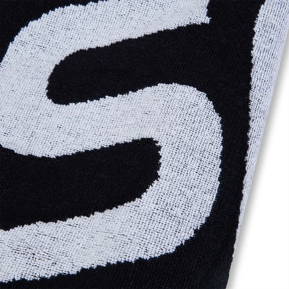 Speedo Logo Towel, Black Bikeinn