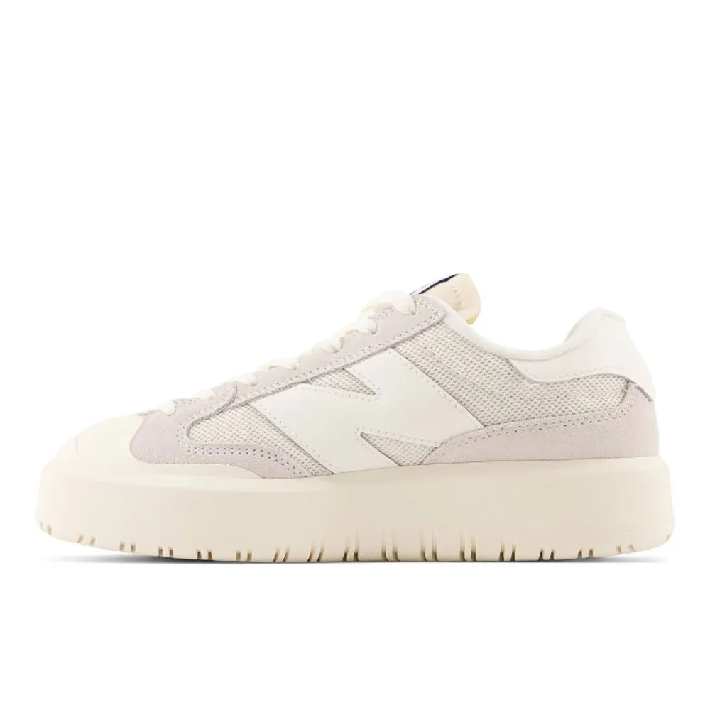 New balance CT302 trainers Beige | Dressinn