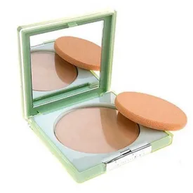 clinique-po-compacto-stay-matte-n02