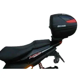 shad-piaggio-nrg-energy-50-top-case-rear-fitting