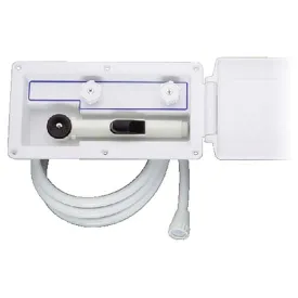 attwood-aft-deck-shower