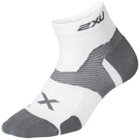 2xu-vector-cushion-1-4-crew-양말