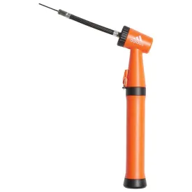 adidas-luftpumpe-mit-doppelhub