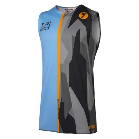 seven-zero-raider-over-vest