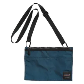 superdry-edit-toilettas