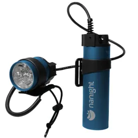 nanight-llanterna-de-busseig-tech-2-charge-port