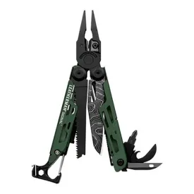 leatherman-signal-nylon-sheath-multitool