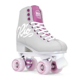 rio-roller-script-woman-roller-skates