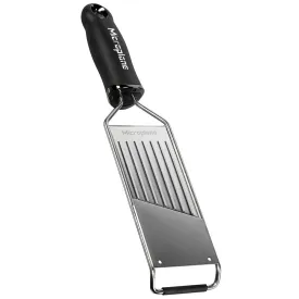 microplane-master-vegetable-slicer
