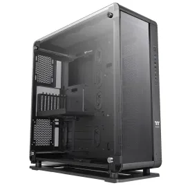 thermaltake-core-p8-tg-pc-tornfodral