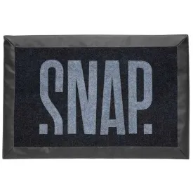 snap-climbing-plaster-crash-pad