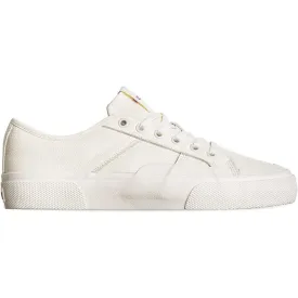 globe-sneaker-surplus