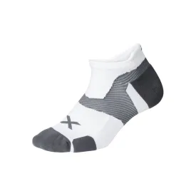 2xu-vector-cushion-no-show-socks