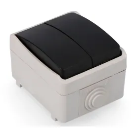 edm-ip44-double-retractable-watertight-switch