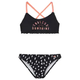 protest-hannah-bikini