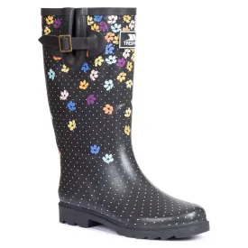 trespass-botes-samira-welly