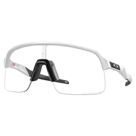 oakley-sutro-lite-photochromic-sunglasses