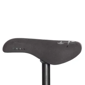 demolition-axes-embossed-자전거-안장