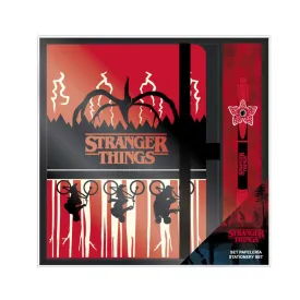 stranger-things-stranger-things-farvel-gnings-s-t-til-skrivebordet