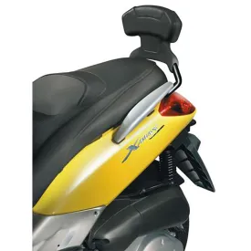 givi-yamaha-x-max-250-05-backrest