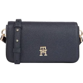 tommy-hilfiger-emblem-flap-bag
