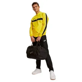 joma-chandal-victory