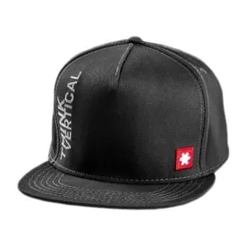 ocun-gorra-think-vertical