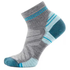 smartwool-hike-targeted-cushion-crew-socks