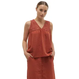 vero-moda-chris-sleeveless-blouse